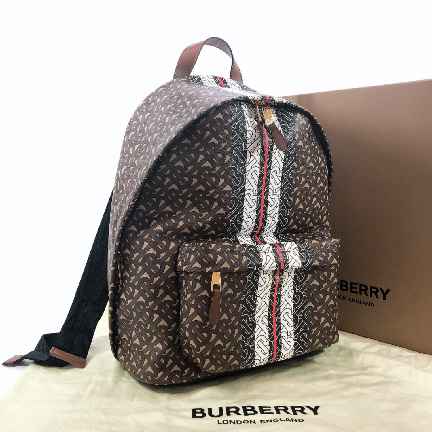 Burberry バーバリー リュック デイパック モノグラムプリント ストライプ Pvc Eキャンバス ブラウン ブライドルブラウン 中古 メンズ ー ブラモ 欲しいブランド品がすぐ見つかる ネット通販サイト Burberry バーバリー リュック デイパック モノグラムプリント ストライプ Pvc Eキャンバス ブラウン ブライドルブラウン 中古 メンズ ー ブラモ 欲しいブランド品がすぐ見つかる ネット通販サイト